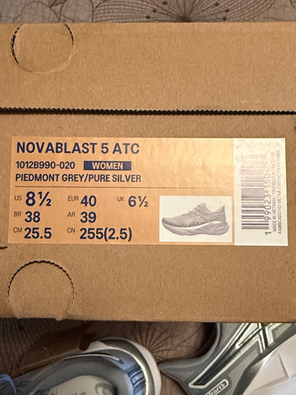 ASICS Novablast 5 ATC Women’s Running Shoe - Piedmont Grey with Silver Accents